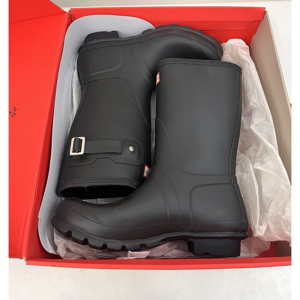 Hunter Original Short Boot Women's Waterproof Rain & Farm Boots (Matte Black) 9